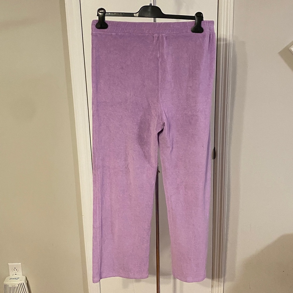 Monrow Robe & Lounge Pants Set - Picture 11 of 12